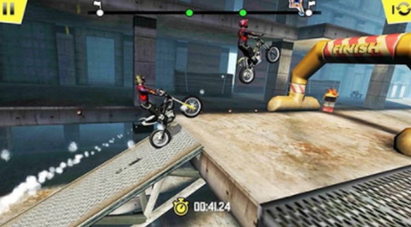 极限摩托车4游戏下载